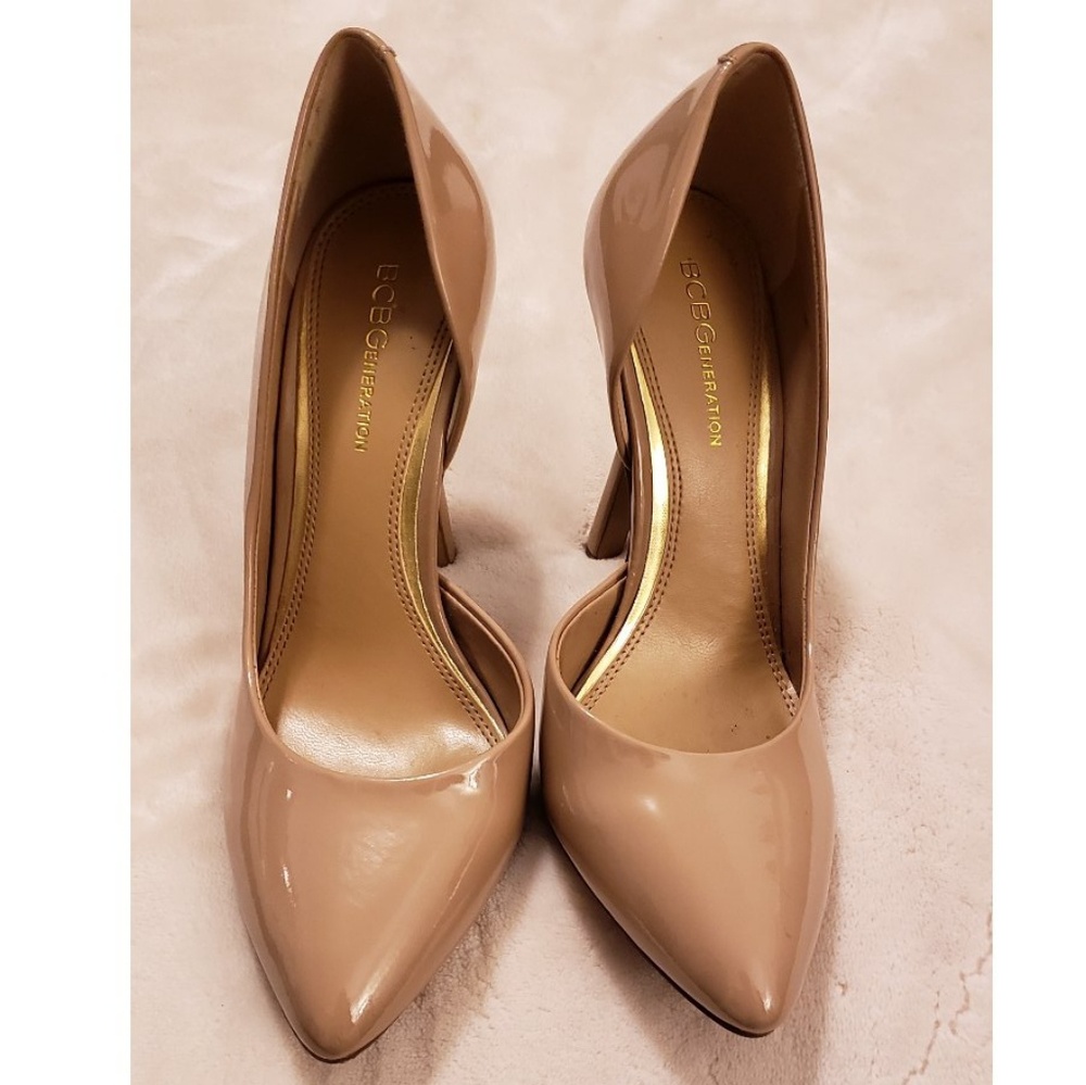 BCBG Pumps